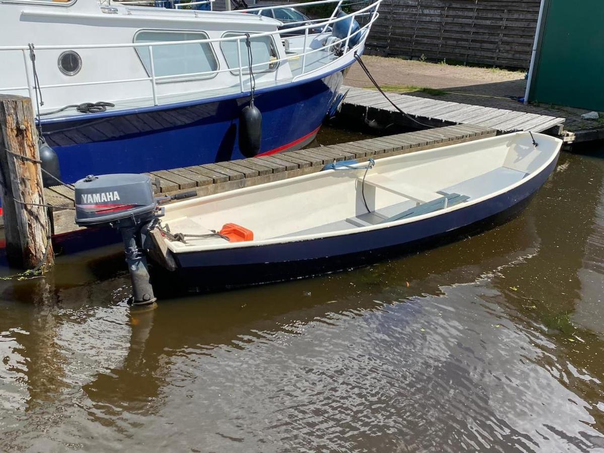 Boat Ella - Kamperen Op Het Water -Niet Om Mee Te Varen -Read Host Profile-Lees Hostprofiel Jutrijp Eksteriør bilde