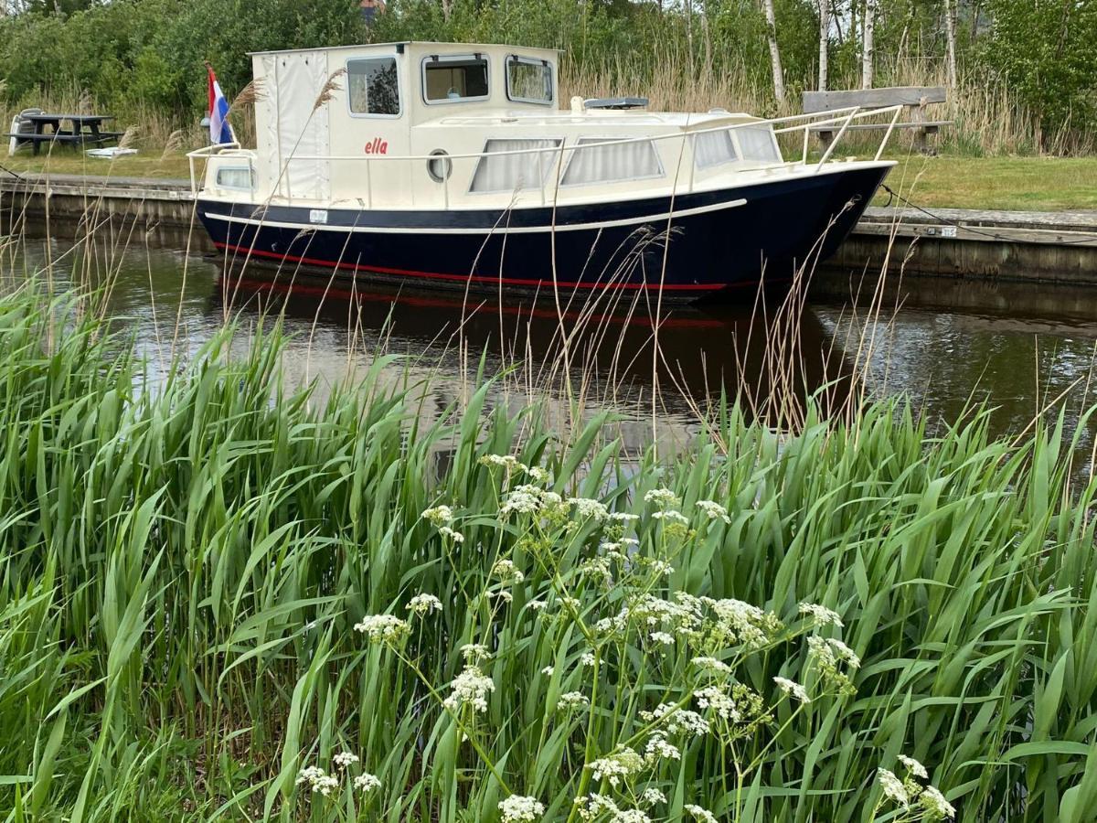 Boat Ella - Kamperen Op Het Water -Niet Om Mee Te Varen -Read Host Profile-Lees Hostprofiel Jutrijp Eksteriør bilde